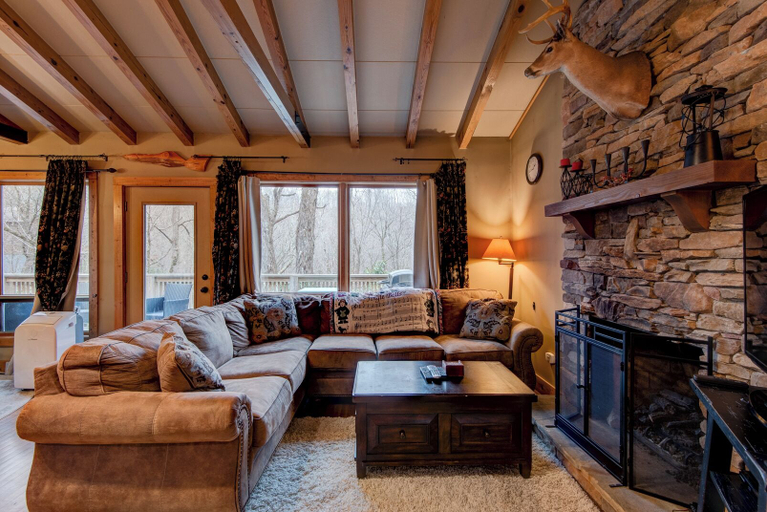 Interior 5, Appalachian Retreat, Watauga