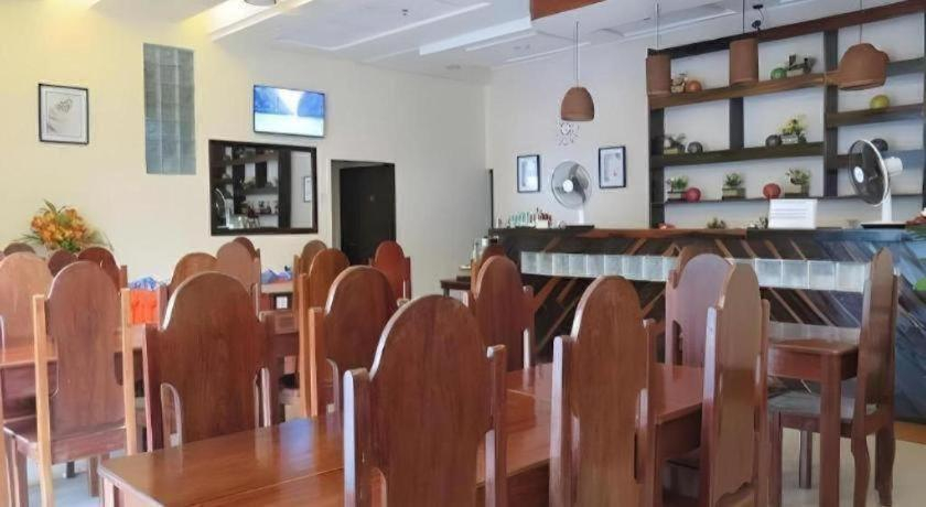 Food & Drinks 5, Rovic's Tourist Hotel, El Nido