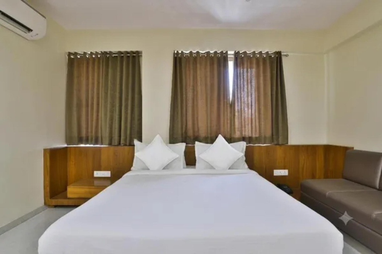 Bedroom 3, FabHotel Water Lilly, Gandhinagar