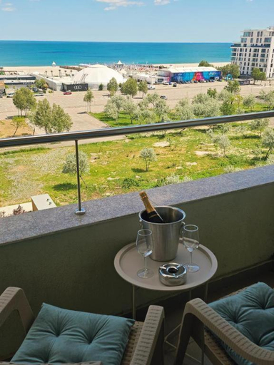 Others 5, Mamaia Nuba Summerland, Constanta