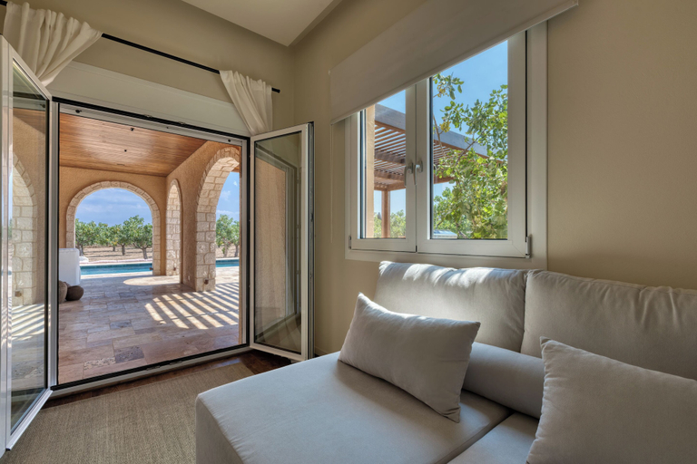 Room 3, Oinopia Country Villas, Attica