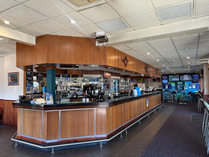 Food & Drinks 5, Woolpack Hotel Tumut, Tumut