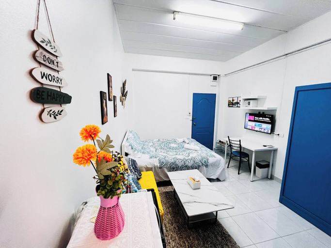 Room 2, Room-105 Budget Room, Wifi&utilities Ban, Chatuchak