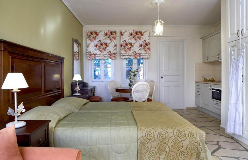 Bedroom 4, Dafnoudi Hotel Apartments, Ionian Islands
