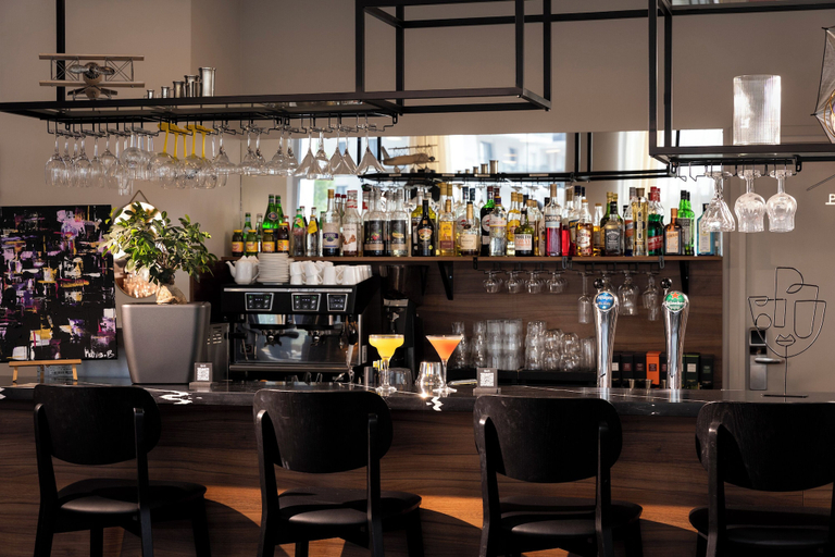 Food & Drinks 5, Appart'City Collection Saint Germain en Laye, Yvelines