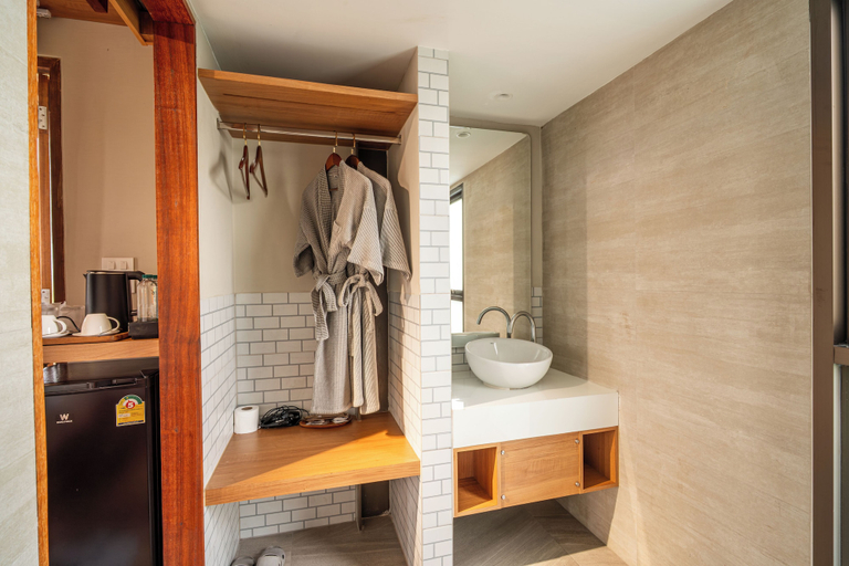 Bathroom 4, Baanna Place, Nakhon Nayok, Ban Na
