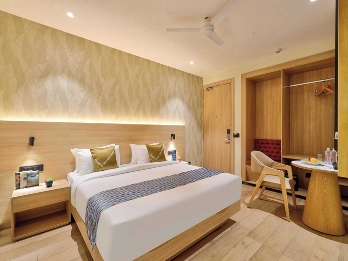 Room 5, Palette Hotel Millennium City Gurugram, Gurgaon