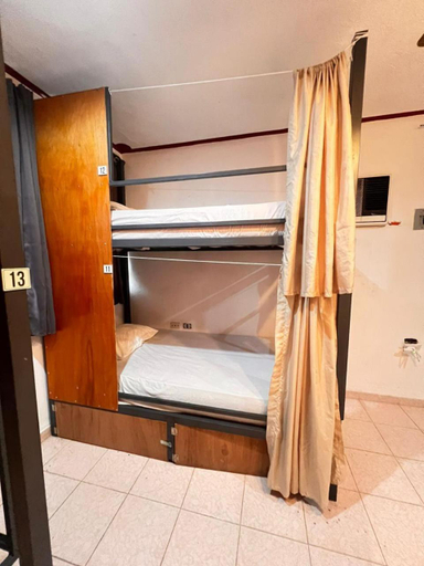 Bedroom 3, Hostel Treebu, Valladolid