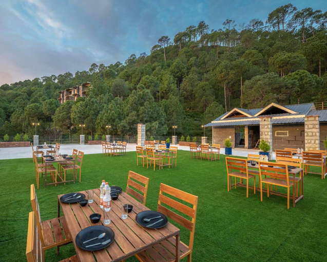 Food & Drinks 3, The Hill Crest Kasauli, Solan