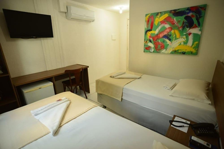 Bedroom 2, Alpha Praia Hotel, Fortaleza