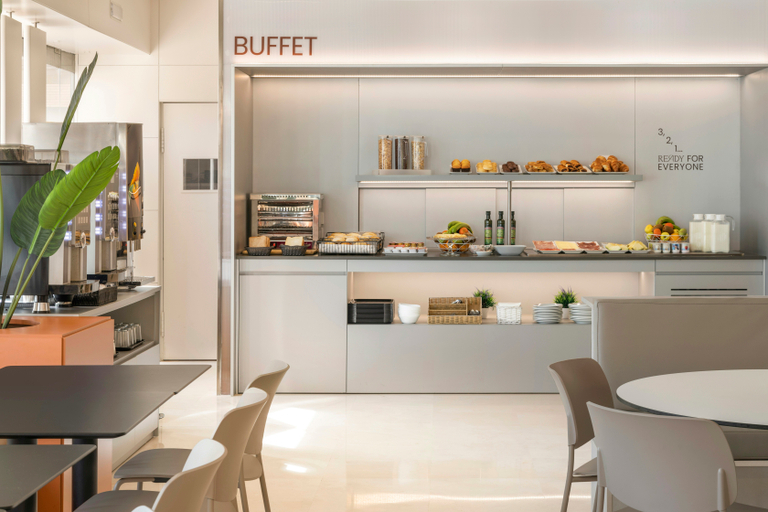 Food & Drinks, B&B HOTEL Granada Estacion, Granada
