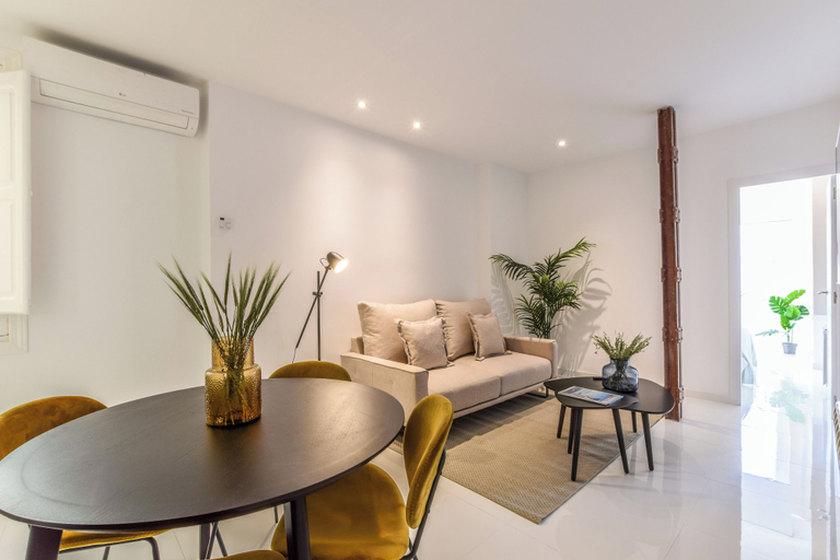 Interior 4, Glorieta, Madrid