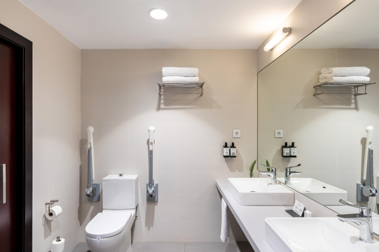Bathroom 5, Parador de Manzanares, Ciudad Real
