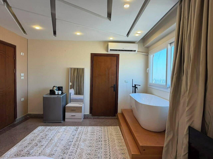 Bathroom 2, Gardenia pyramids Palace, Al-Ahram