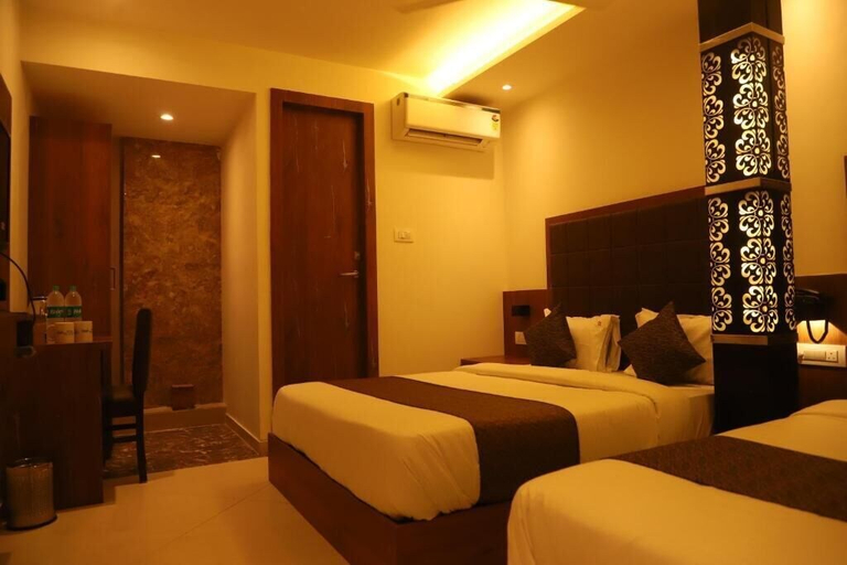Room 5, Hotel Sai Pritam, Mumbai Suburban