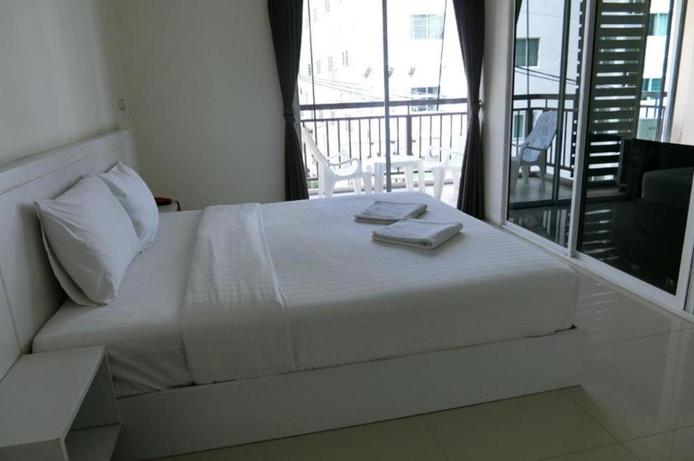 Bedroom 3, OYO R-con Sea Terrace, Pattaya
