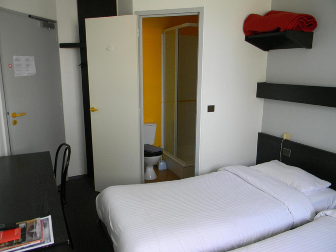 Others 4, Class Hôtel Poitiers, Vienne