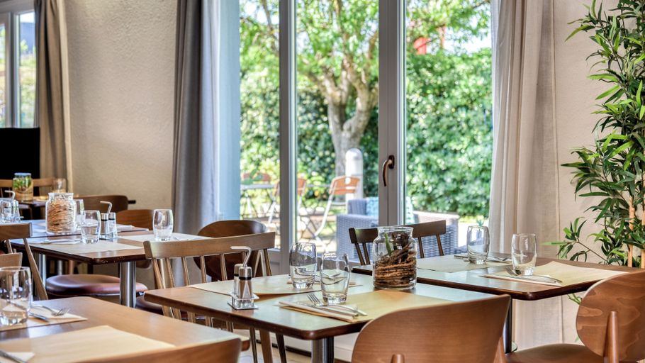 Food & Drinks 4, Campanile NATURE - Moulins Avermes, Allier