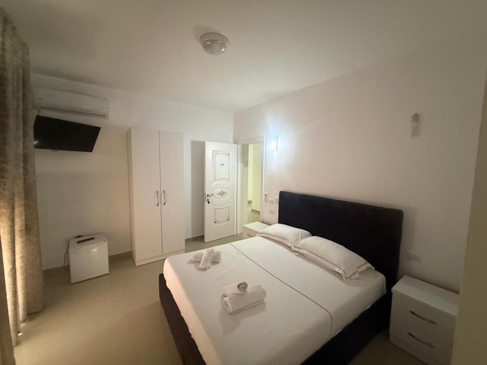 Bedroom 2, Hotel Italia, Kavajës