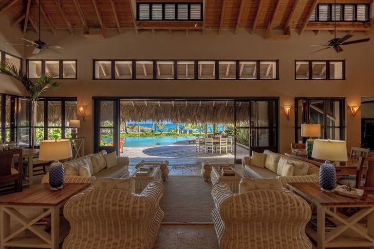 Interior 4, Beachfront Paradise Pool & Staff, Sosua