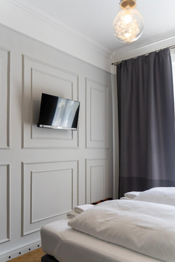 Bedroom 2, Aparthotel Thuringer Hof, Berlin