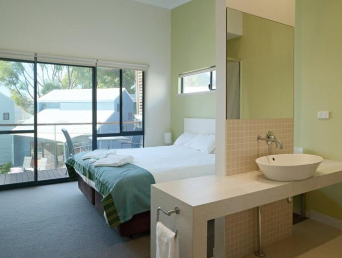 Bedroom 2, Footprints Preston Beach, Waroona