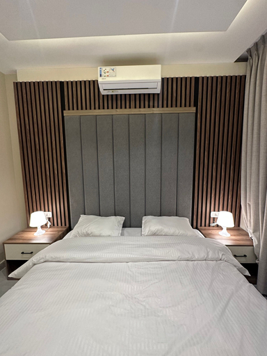 Room 3, 301 Al-najeh JRE Apartments For Rent ave, Amman