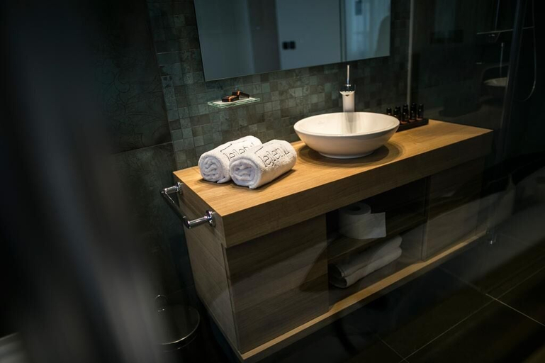 Bathroom, Rooms Lejletul, Split