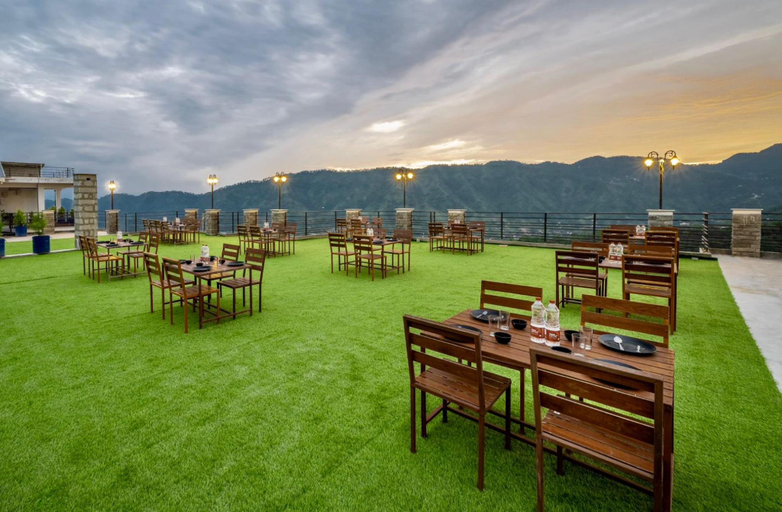 Food & Drinks 4, The Hill Crest Kasauli, Solan