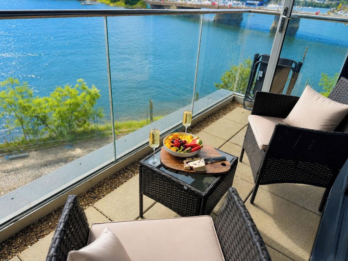 Property grounds, Apartment Sleeps 4 With Balcony, Southampton