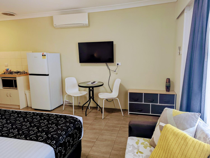 Others 5, Ocean Drive Motel, Bunbury