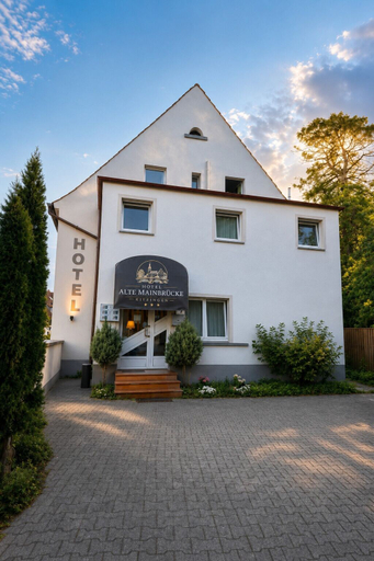 Exterior detail, Hotel Alte Mainbrücke, Kitzingen