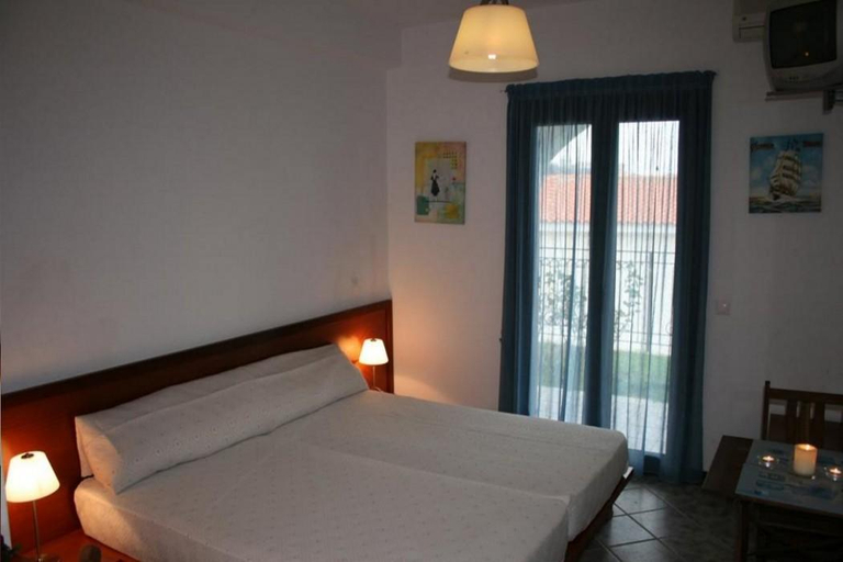Bedroom 2, Eye Q Resort, Thessaly