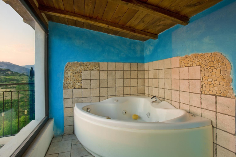 Bathroom 4, Villa Elsa, Rieti