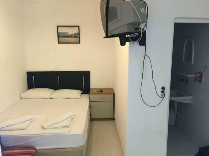 Bedroom 3, Kafkas Motel, Erdek