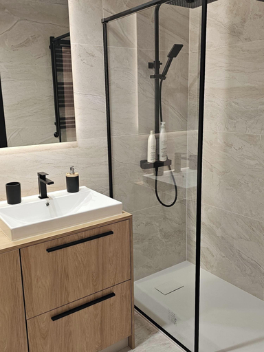 Bathroom 2, Nowe Apartamenty Dworcowa Blisko Suntago Mszczonow, Żyrardów