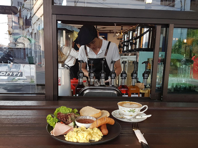 Food & Drinks 4, Heeren House by Signature Puzzle Hotel, Malacca City