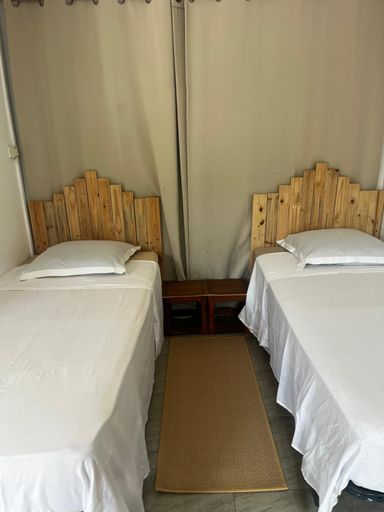 Bedroom 2, LaKour Fleurie Chambres d hotes, Sainte-Rose