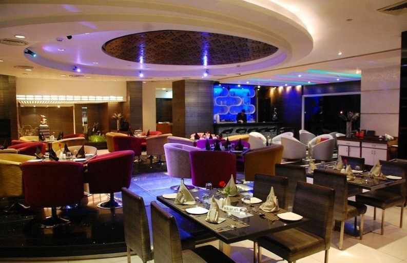 Food & Drinks, Hotel Shivalikview, Chandigarh