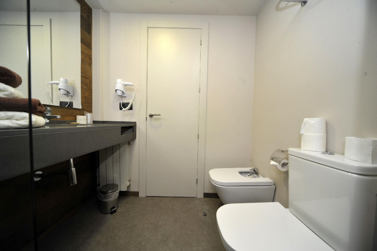 Bathroom 4, Hotel Vall d´Aneu, Lleida