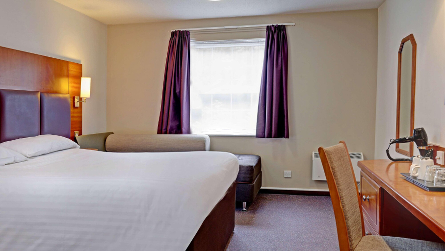 Room 4, The Magnum Hotel Sunderland Sure Collection By Bw, Sunderland