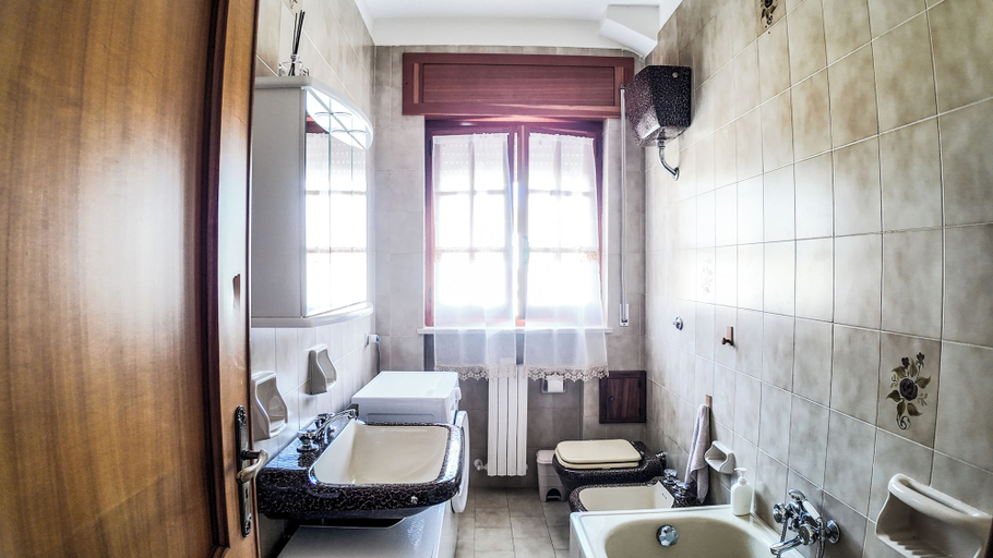 Bathroom 5, Casa Vacanze Policoro, Matera