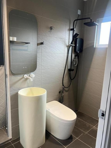 Bathroom 3, Canning Home, Kinta