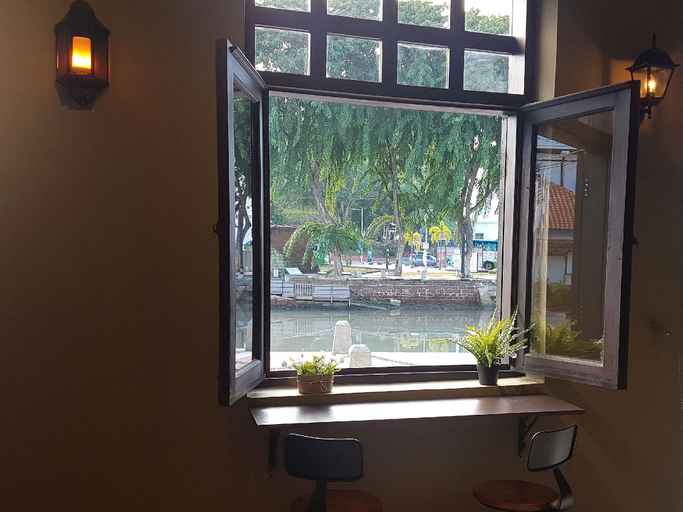 Bathroom, Heeren House by Signature Puzzle Hotel, Malacca City