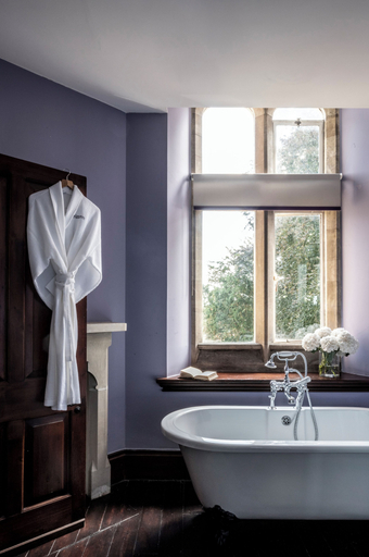 Bathroom 4, Stanbrook Abbey, Worcestershire