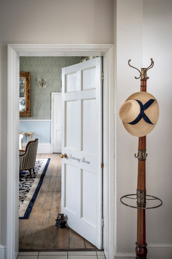 Bedroom 2, Stanbrook Abbey, Worcestershire