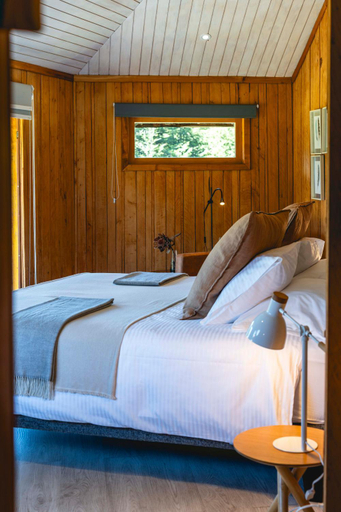 Bedroom 2, Peuma Lodge Patagonia, Palena