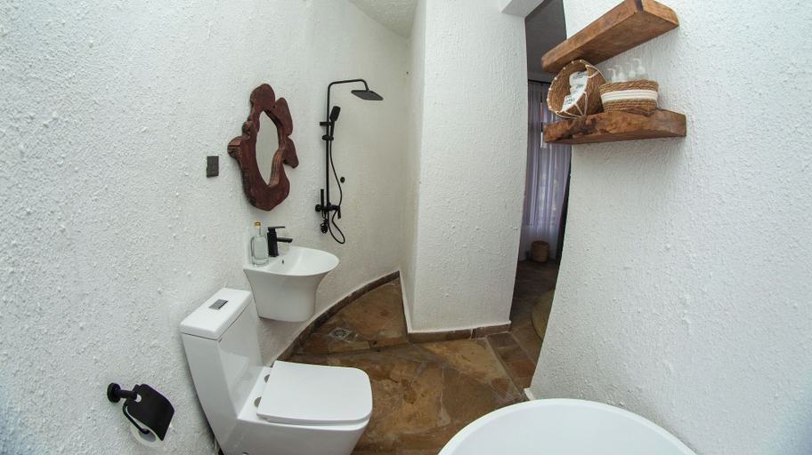 Bathroom 2, Olarashii River Lodge, Arusha
