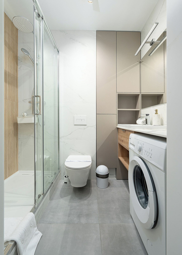 Bathroom, RentPlanet - Apartament Joliot-Curie, Warsaw