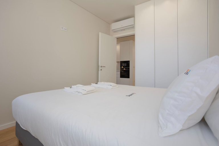 Room 4, Liiiving in Matosinhos - Mercatus Apartment D, Matosinhos